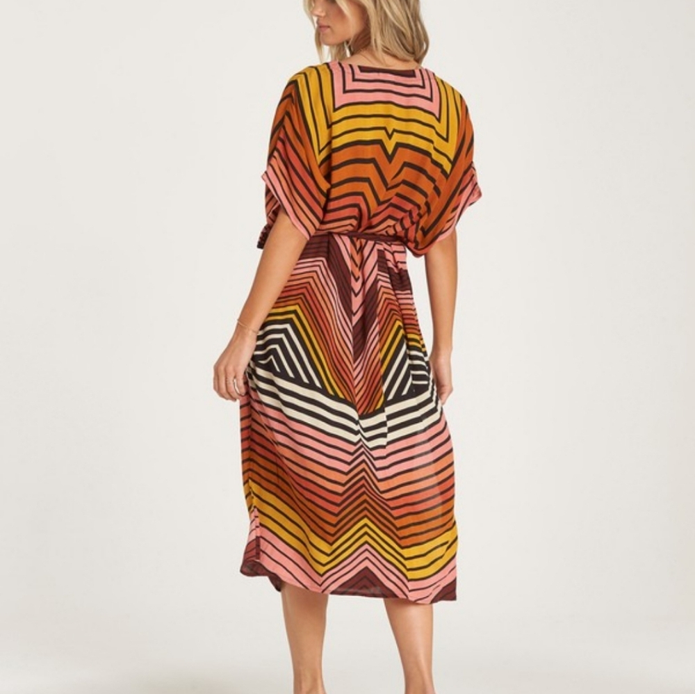 Billabong NWOT Beach Coverup Maxi Wrap M/L - Picture 3 of 11